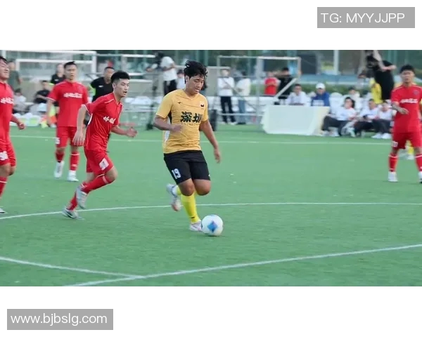 今晚足球比赛结果揭晓精彩瞬间回顾与精彩进球分析带你重温赛场激情