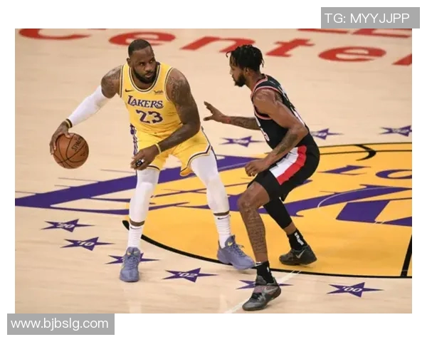 湖人对决开拓者精彩录像回放全场亮点分析与精彩瞬间回顾